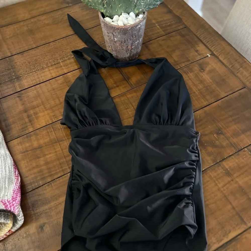 Marina vida black one piece swim suit
